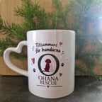 Närbild på Ohana Rescue mugg med texten Tillsammans för hundarna