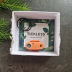 TICKLESS Cat i förpackning med tillbehör och produktkatalog