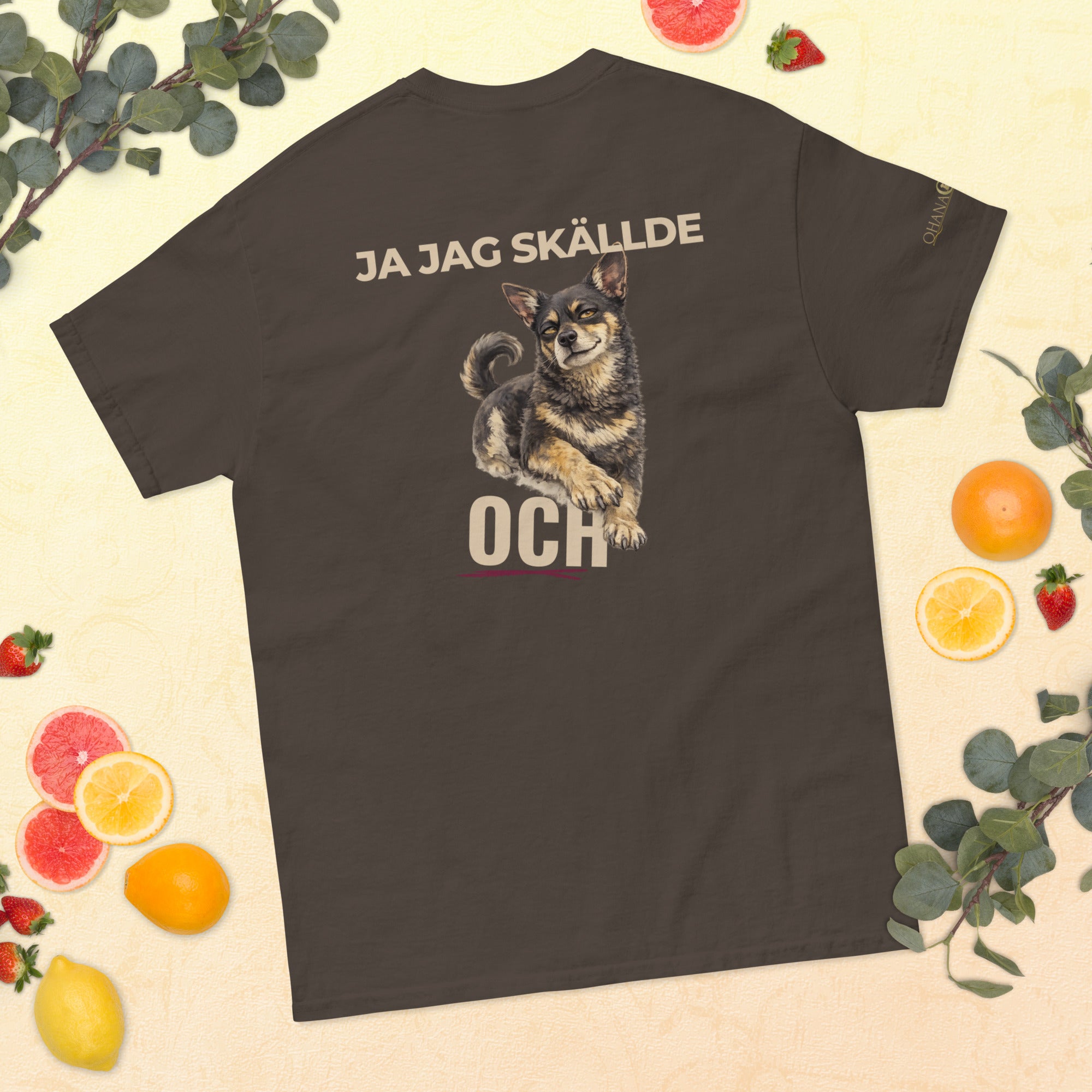 Gnista t-shirt i Dark Chocolate med ryggtryck Ja jag skällde och